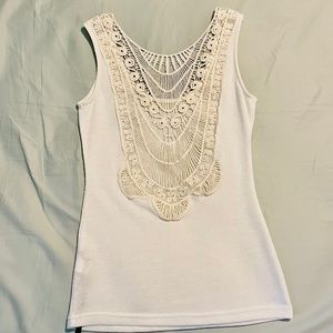 White elegant lace open back knit sleeveless top, NWT
